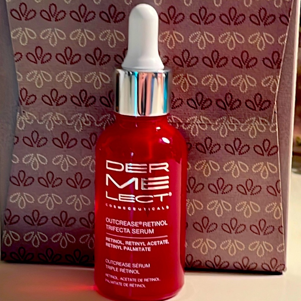 Dermelect Outcrease Retinol Trifecta Serum